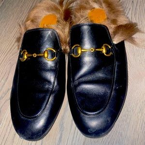 Black gucci slides  like new worn 3 times
